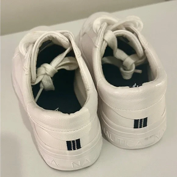 Nautica Women's Classic White Sneakers - Picture 4 of 7